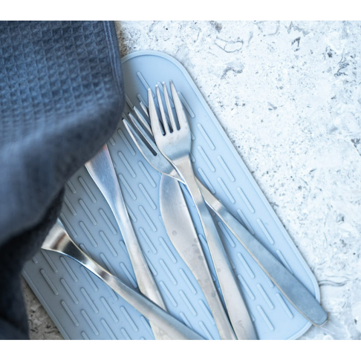 Mata gumowa na biurko kuchenne