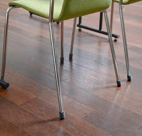 Filcowe nakładki na krzesła