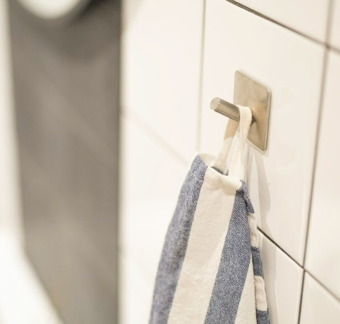 Haczyk samoprzylepny ze stali szczotkowanej